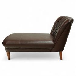 Contemporary buttoned brown leather day bed, upholstered in deep brown leather with tufted backrest, padded seat and turned oak supports