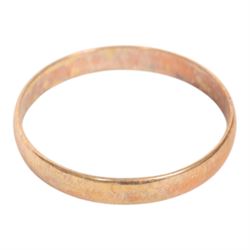 9ct gold jewellery, including four bar gate bracelet, two padlock clasps and a wedding band