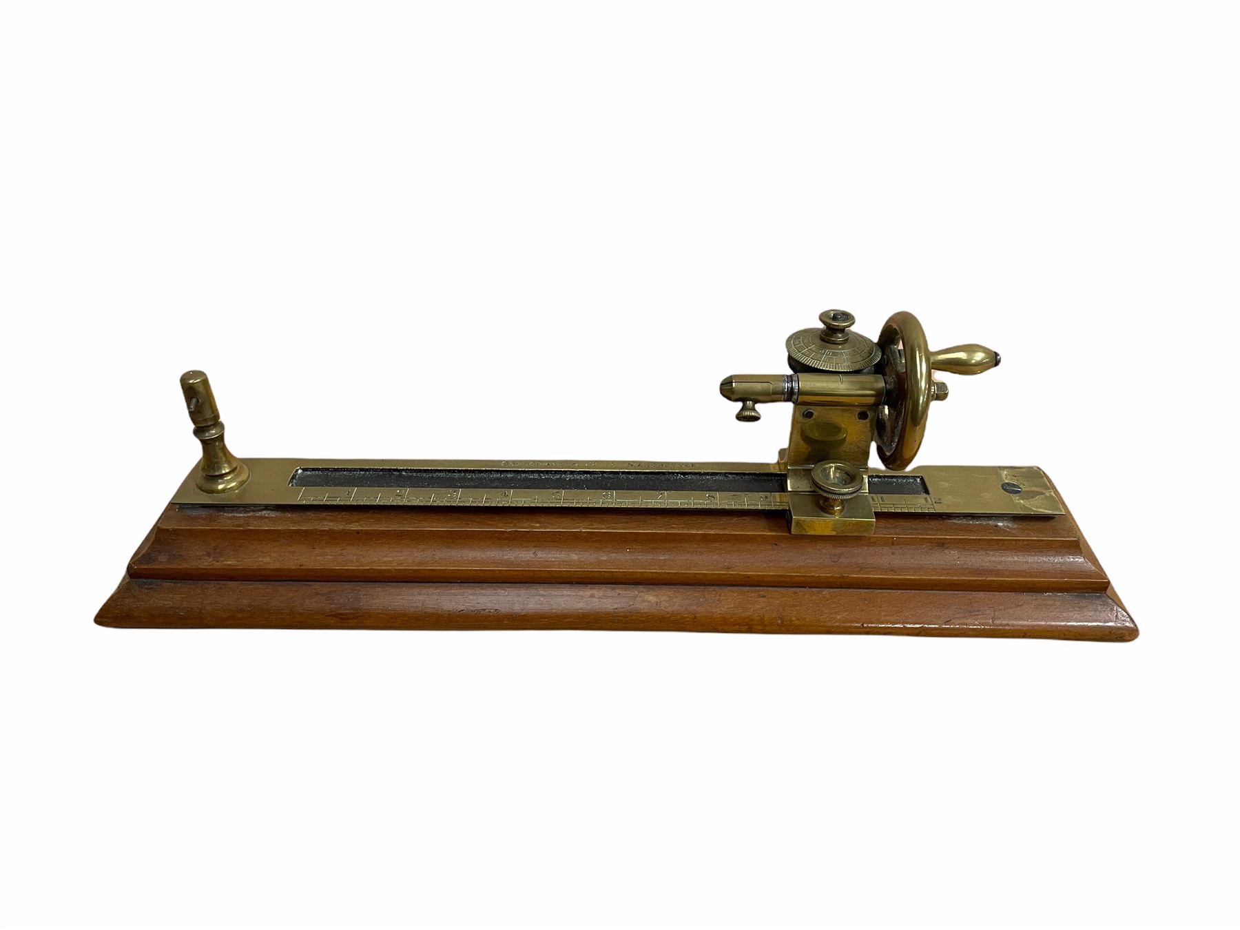 19th/ early 20th century brass and walnut yarn twist tester by Goodbrand & Co. Manchester, L49cm 
