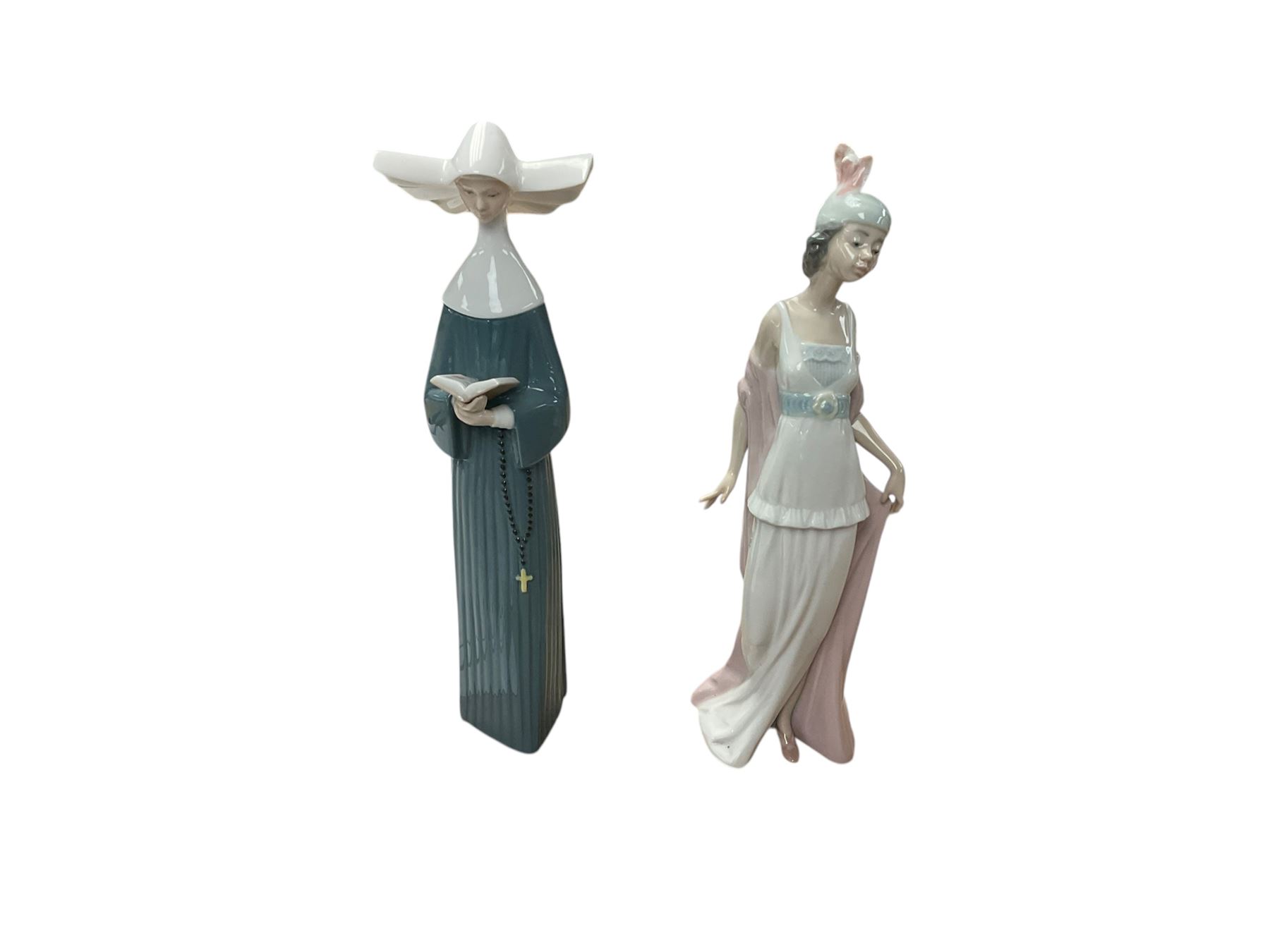 Collection of Lladro, including Nun 5500, Talk of the town 5788, Angel Praying, 4538 etc