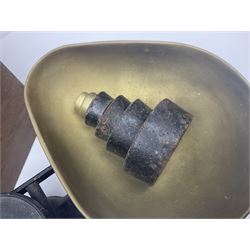 Wooden Gledhill till with paper labels to interior and a set of Salter scales with weights, till H17cm