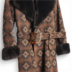 Mink coat, 1970s lamb fur trimmed coat, suede coat and Tom Bawker cream coat, and two pairs of ladies shoes approx size 8 (6)