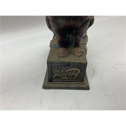Cast iron money box 'Old Puffer', in the form of a bulldog in a hat, H22cm
