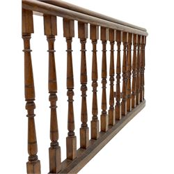 Victorian pitch pine D-shaped balustrade, with turned banisters and moulded rail