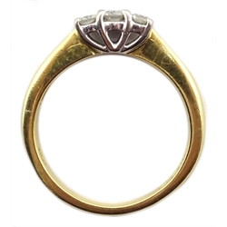  18ct gold three stone diamond ring, hallmarked, total diamond weight 0.25 carat  