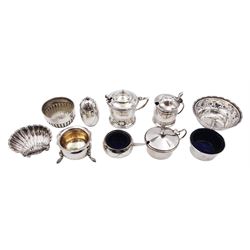Group of silver, including a Victorian open salt in the form of a shell, upon three bun feet, hallmarked William Henry Leather, Birmingham 1896, a mid 20th century open salt and pepper, hallmarked Joseph Gloster Ltd, Birmingham 1957 & 1959 and a 1930s silver bon bon dish, with pierced sides, hallmarked William Comyns & Sons Ltd, London 1934, etc