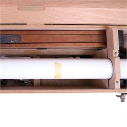Prinz Optics Astronomical telescope model 660, D = 76.2mm, f/1250mm, with wooden tripod in a wooden box 