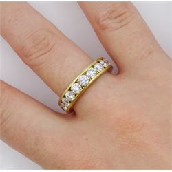 18ct gold round brilliant cut diamond full eternity ring, total diamond weight approx 3.15 carat