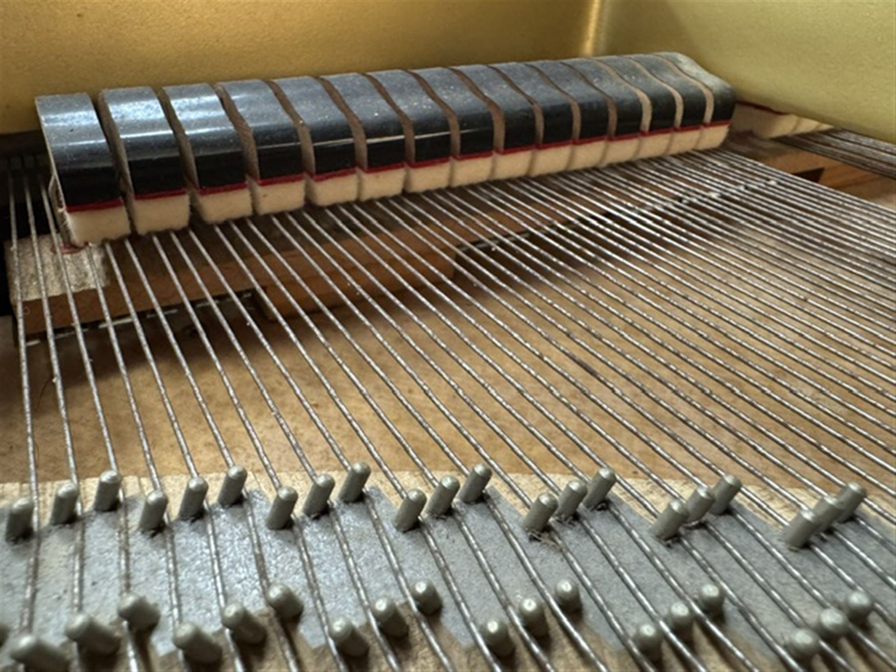 Yamaha - Baby Grand (5' 3