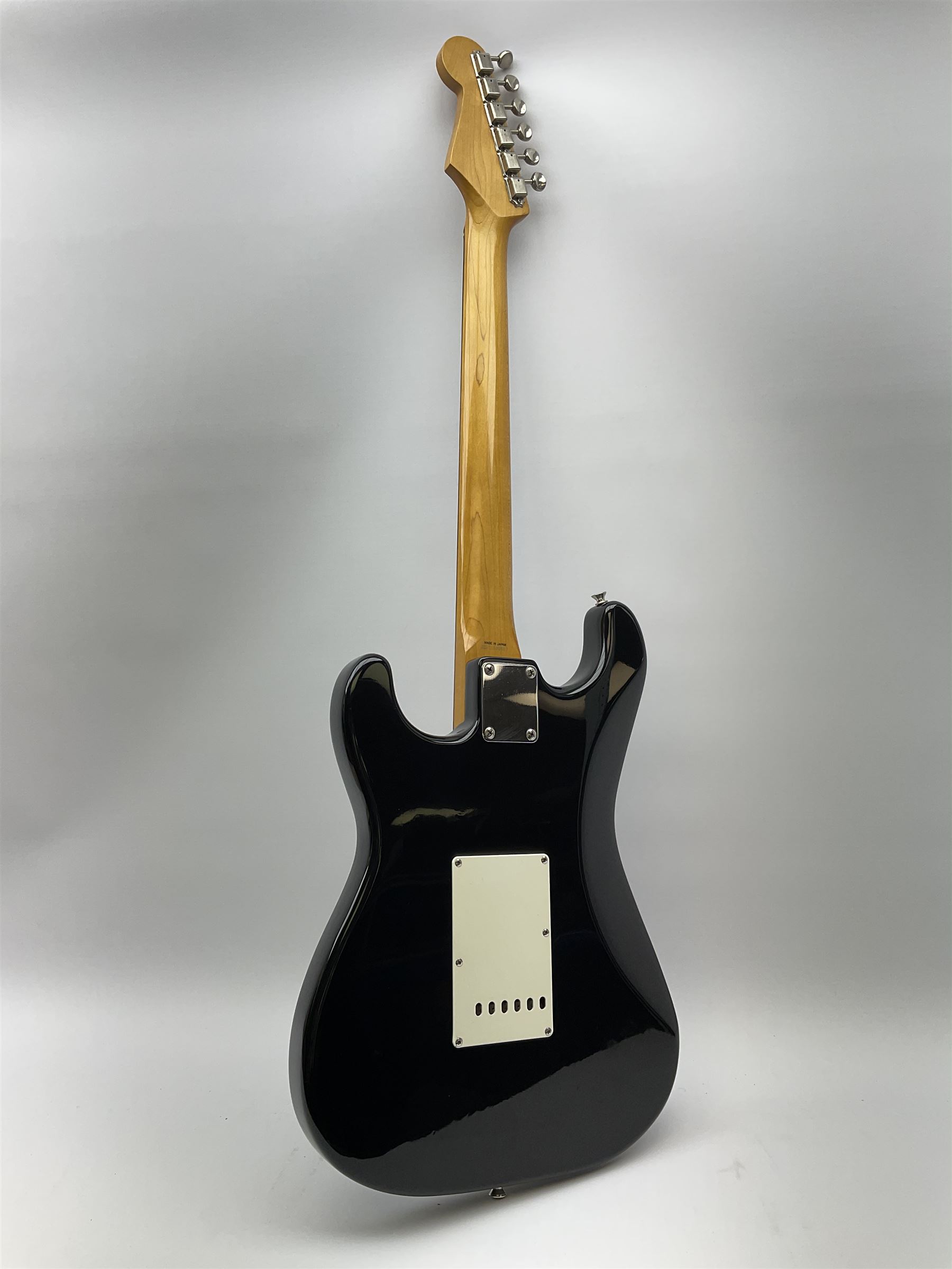 Fender Stratocaster Japan electric guitar, serial no. U006507, L98cm, in fitted carrying case