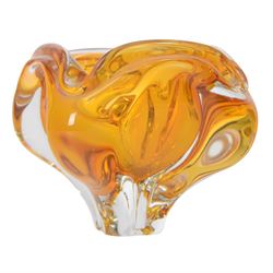 Collection of art glass, including star dish, flower example with bubble inclusions 