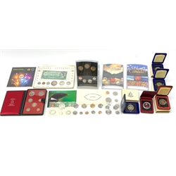 Commemorative Canadian coins and coin sets including five cased one dollar coins, 1972 coin set in presentation folder, various modern year sets in plastic cases etc