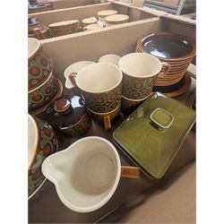 Collection of Hornsea pottery, to include green glazed bird ashtray designed by John Clappison, Bronte pattern part tea and dinner service, including butter dish, teapot, tureen, platter, dinner plates, side plates, oil and vinegar bottles, Heirloom pattern butter dish, etc
