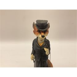 Border Fine Arts Lord Reynard, model no.A7653 and Lady Reynard, model no.A7654, H19cm