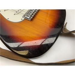 Starsound electric guitar with ‘sound city’ amp