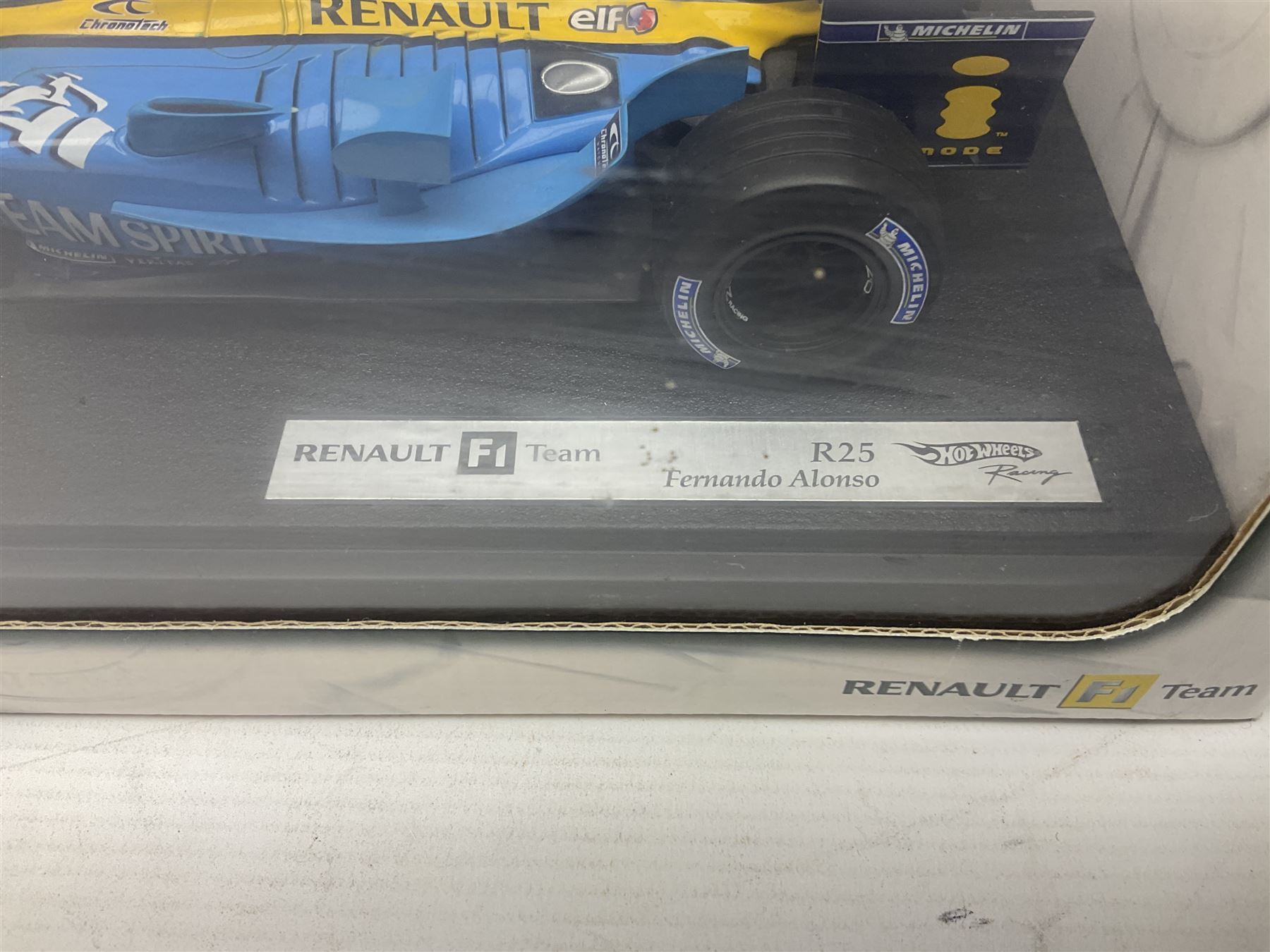 Five Mattel Hot Wheels 1:18 scale die-cast racing cars - Ferrari 248F1 Michael Schumacher, Renault F1 Team R25 Fernando Alonso, Williams F1 Team Williams FW28 Mark Webber, Jordan 199 Damon Hill and Williams F1 Team BMW; all boxed (5)