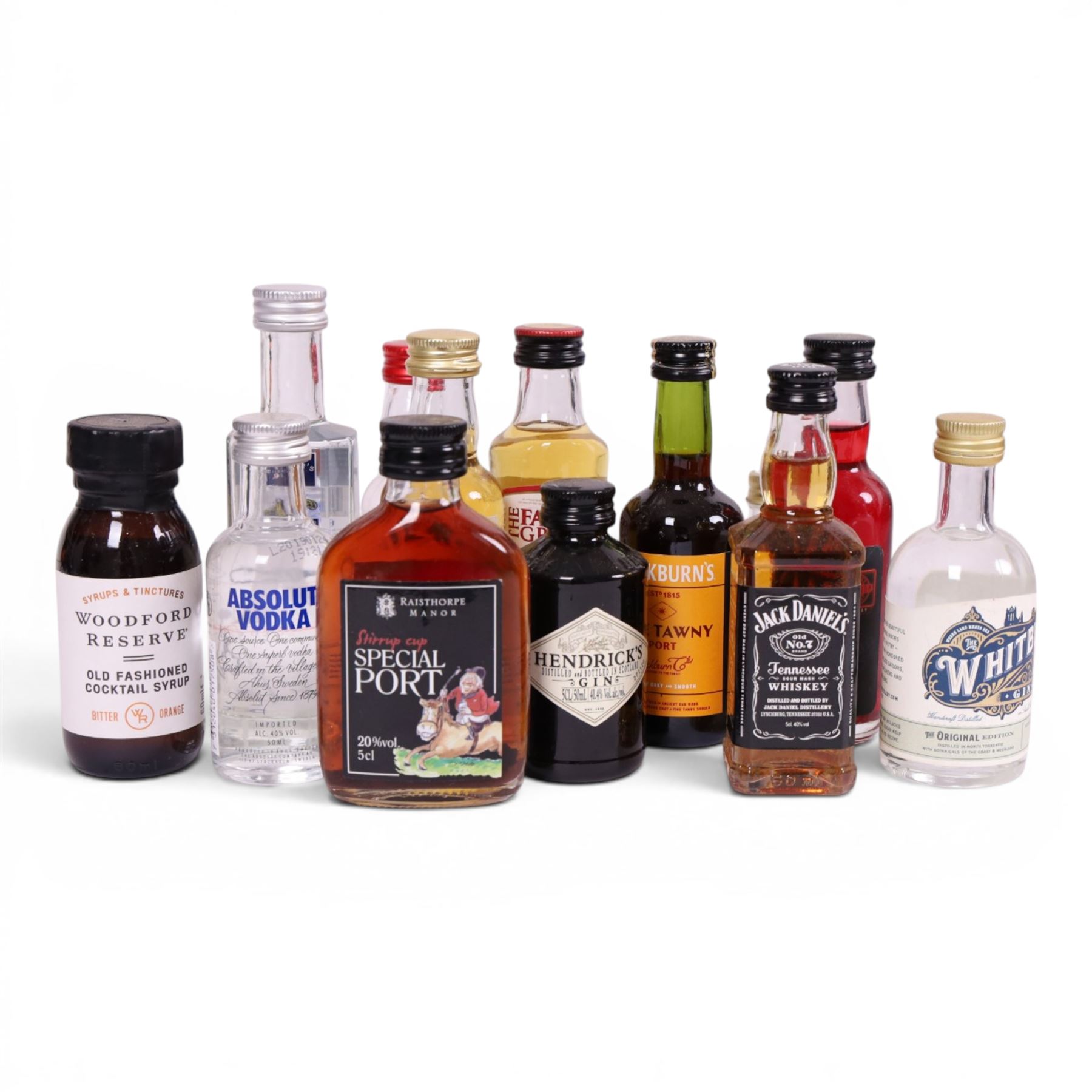 Mixed alcohol, including Monkey Shoulder, blended scotch whisky, Woodford Reserve, Kentucky bourbon whiskey, Cockburn's Special reserve port etc, together with a selection of miniatures, various contents and proof 