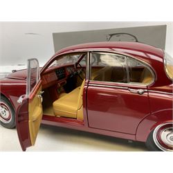 Paragon limited edition 1:18 scale die-cast model of a 1967 Daimler V8-250, No.799/3000, boxed with certificate