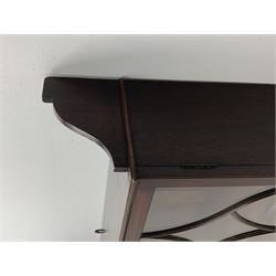 Georgian mahogany Gothic wall hanging cabinet, enclosed by two ogee pointed arch astragal glazed doors, plain sides with shaped top and bottom brackets