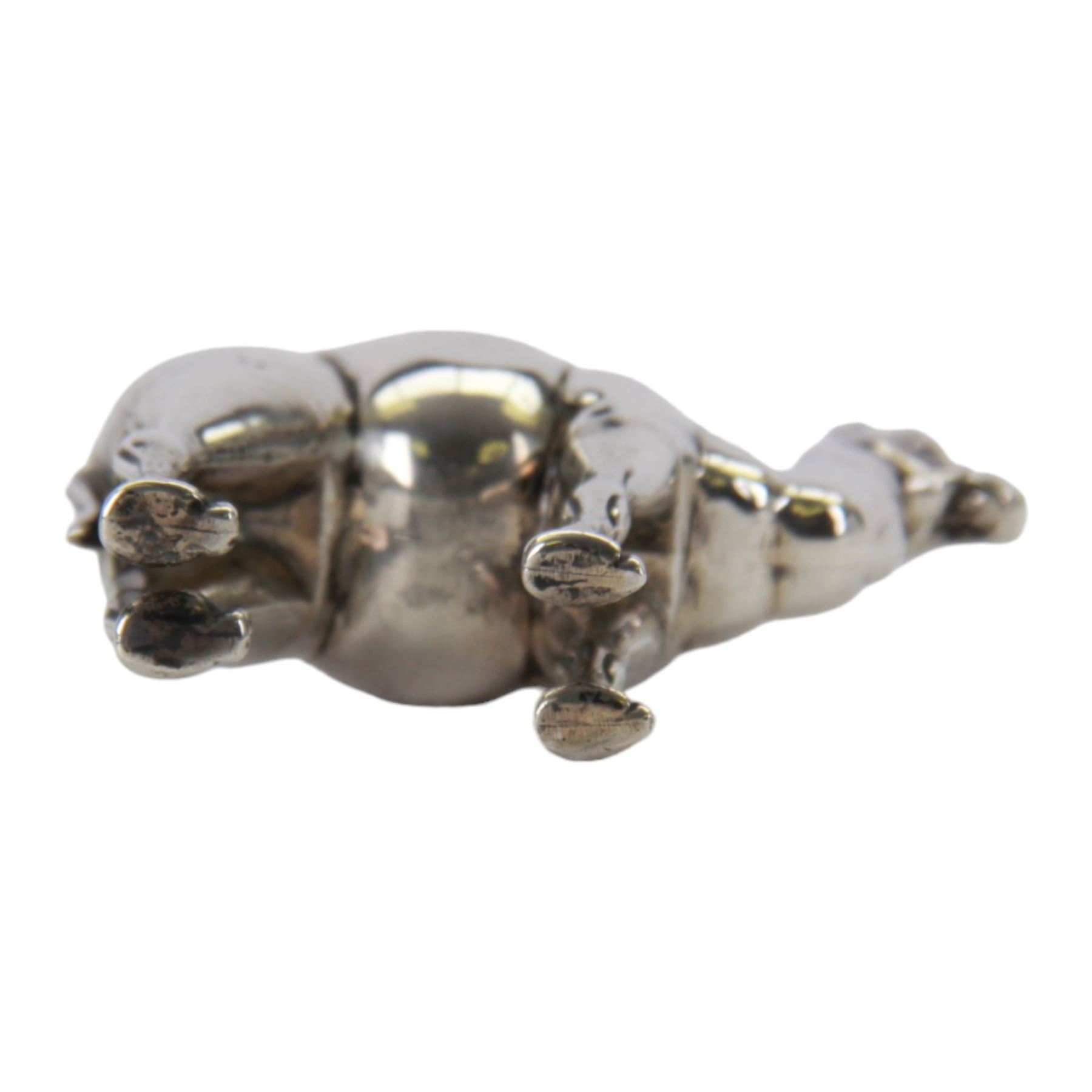 Edwardian silver novelty pin cushion, modelled as a camel, hallmarked Cornelius Desormeaux Saunders & James Francis Hollings, Birmingham 1906, H5cm