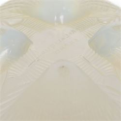 Lalique Coquilles opalescent glass bowl in the form of three shells, signed 'R Lalique beneath, D18cm