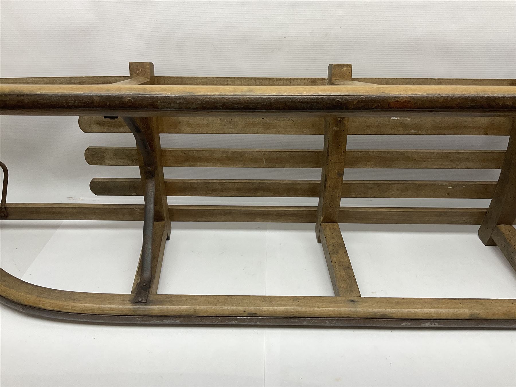 Davos wooden sledge, L108cm