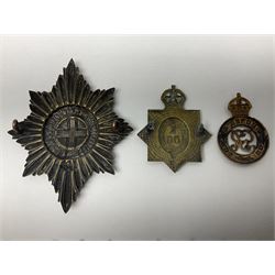 Nine Lancers metal cap badges including 9th, 12th Royals, 24th, 16th Queens and 17th; together with eight various Guards/Dragoons badges (17)