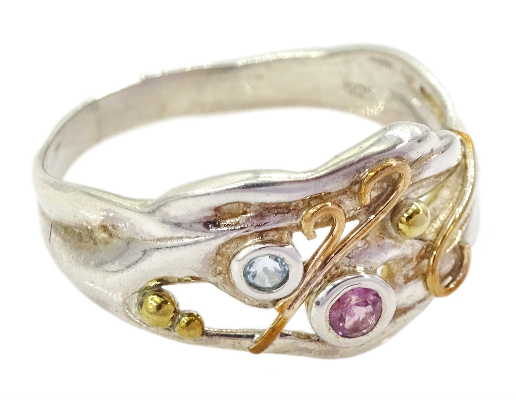 Silver and 14ct gold wire blue and pink topaz ring, stamped 925
