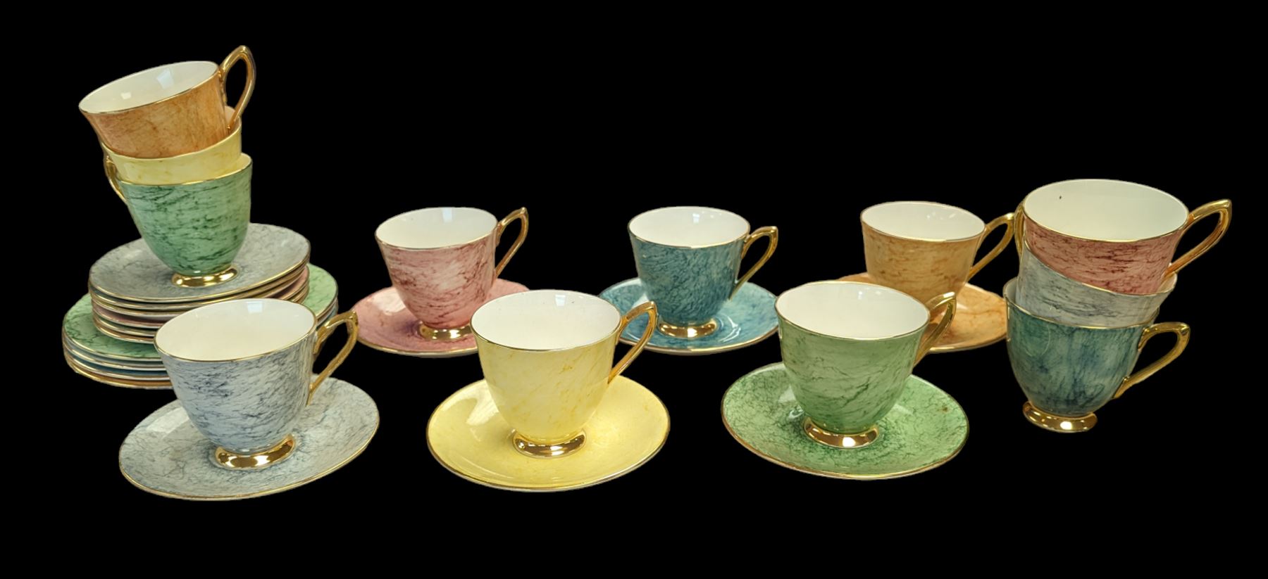 Royal Albert Gossamer pattern tea wares, including teacups, saucers and side plates 