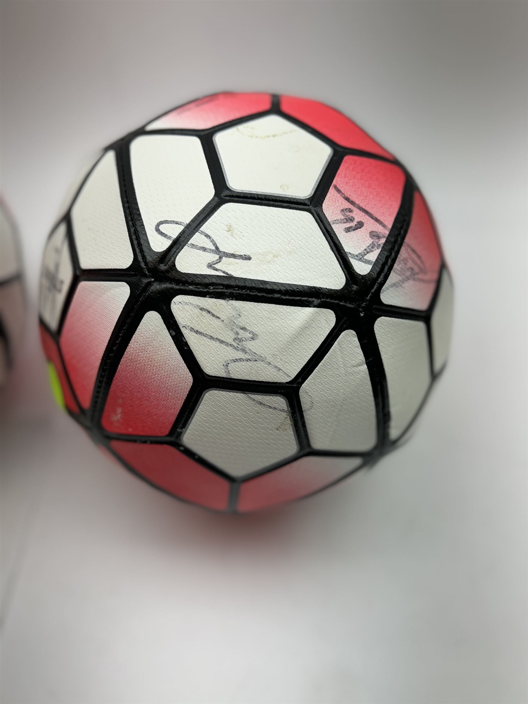 Leicester City signed 2015/16 season shirt, and two signed footballs