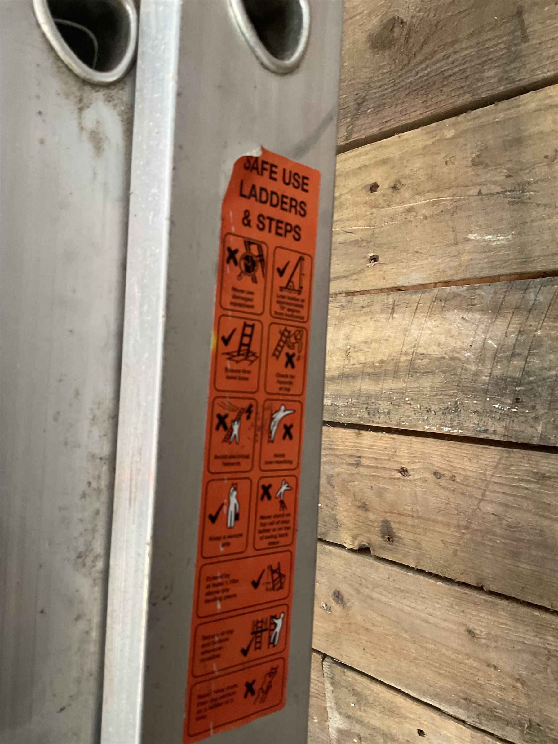 Lyte Industries 3.8m - 6.9m pair of extending ladders