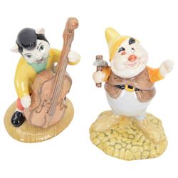 Royal Doulton figures Snow White and Seven Dwarfs, together with eight Beswick cat band figures, all with original boxes 