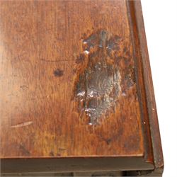 Mahogany octagonal drop lead dining table, on square supports, extends to 149cm