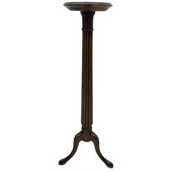 19th century mahogany jardiniere stand or torchere, circular dished top with moulded edge on reeded column, terminating in cabriole tripod base