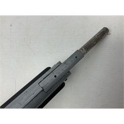 Italian RO72 .177 target air pistol with break barrel action, shaped and chequered grips L32cm