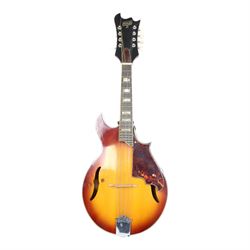 Hondo II HM-9 batwing mandolin, with mother of pearl inlaid fretboard, L73cm