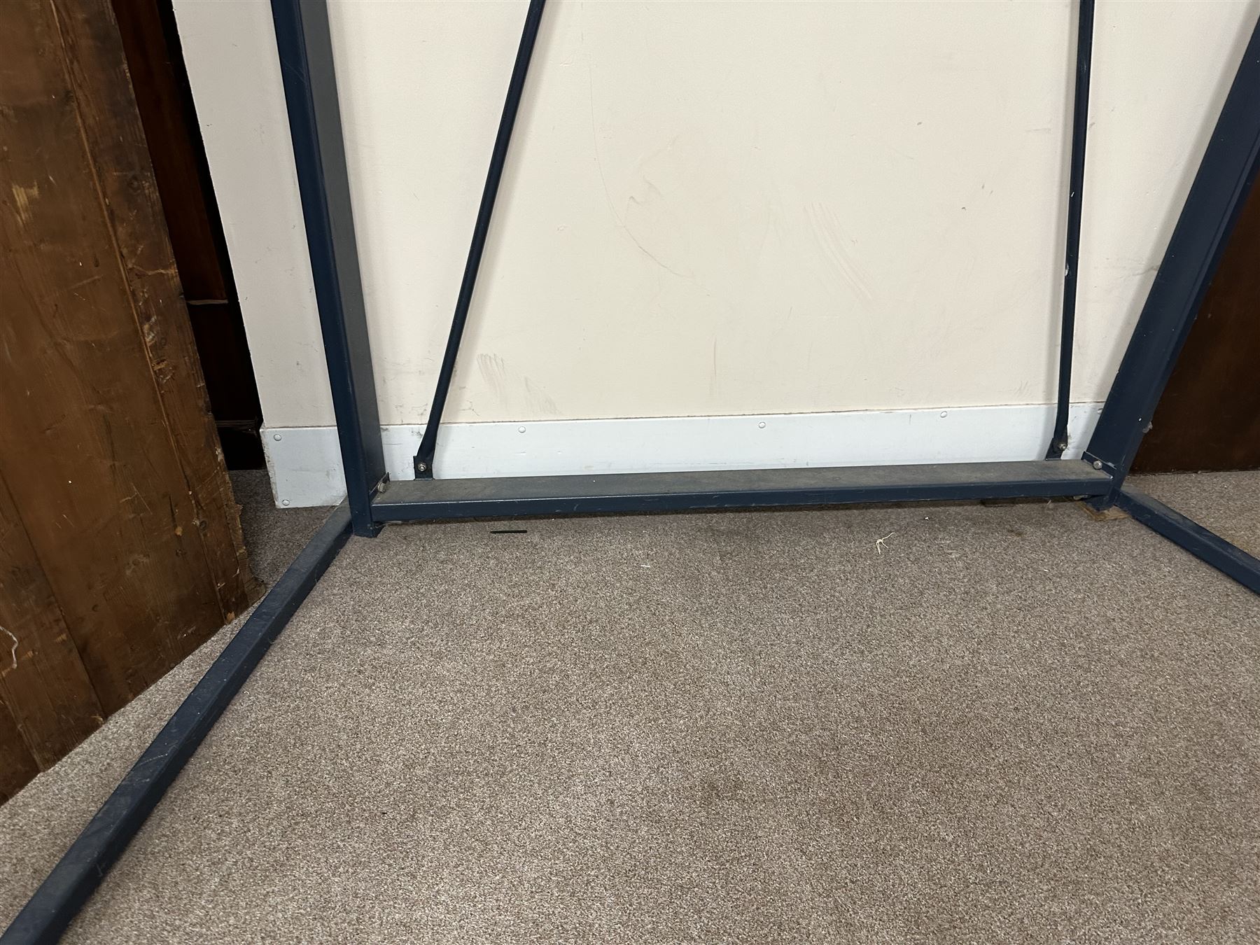 Commercial Rug Display Rack, painted steel, 20 swing arms, can fit 40 rugs back to back