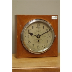  20th century Ships type clock, silvered Arabic dial in chromed bevelled glass bezel, single train keywind movement on wooden mount, H27cm, W26cm  