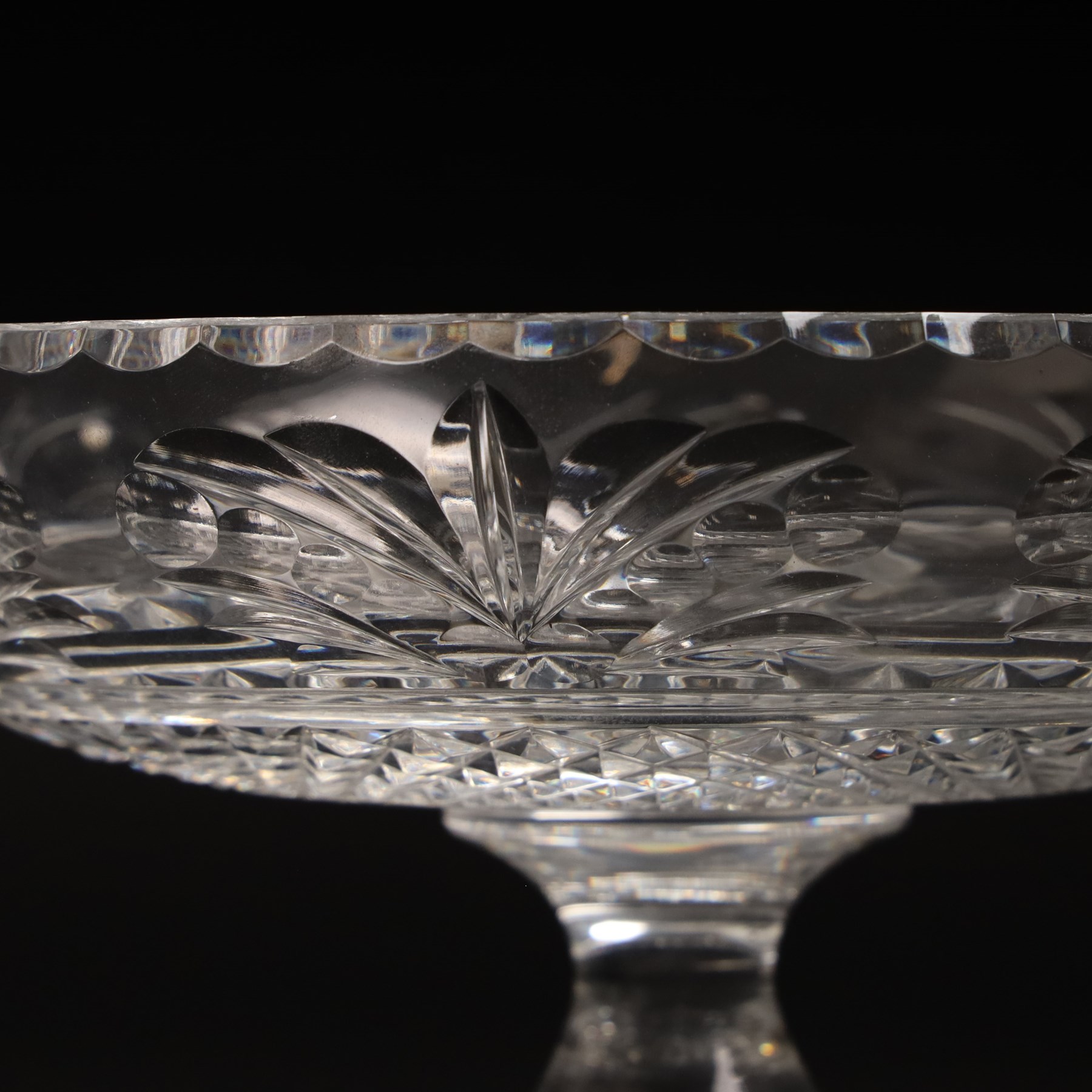Stuart Crystal Beaconsfield pattern bowl on short pedestal foot  foot, 17cm