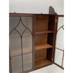 Georgian mahogany Gothic wall hanging cabinet, enclosed by two ogee pointed arch astragal glazed doors, plain sides with shaped top and bottom brackets