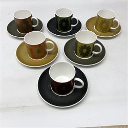 Susie Cooper for Wedgwood Carnaby Daisy pattern coffee set comprising six cans and six saucers