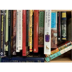 A collection of various Antique and Art reference books, to include examples on antique boxes, silver, Velazquez, Hogarth, David Hockney, etc.
