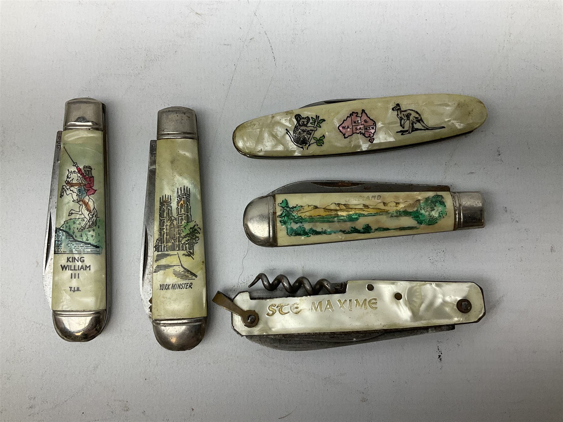 Eighteen pocket knives including examples by Richards of Sheffield, knife  commemorating the Royal Wedding 29th July 1981 etc