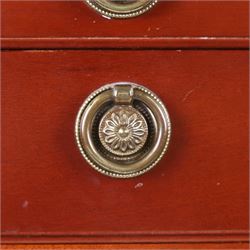 Price Brothers Sheffield floor canteen of Consort cutlery