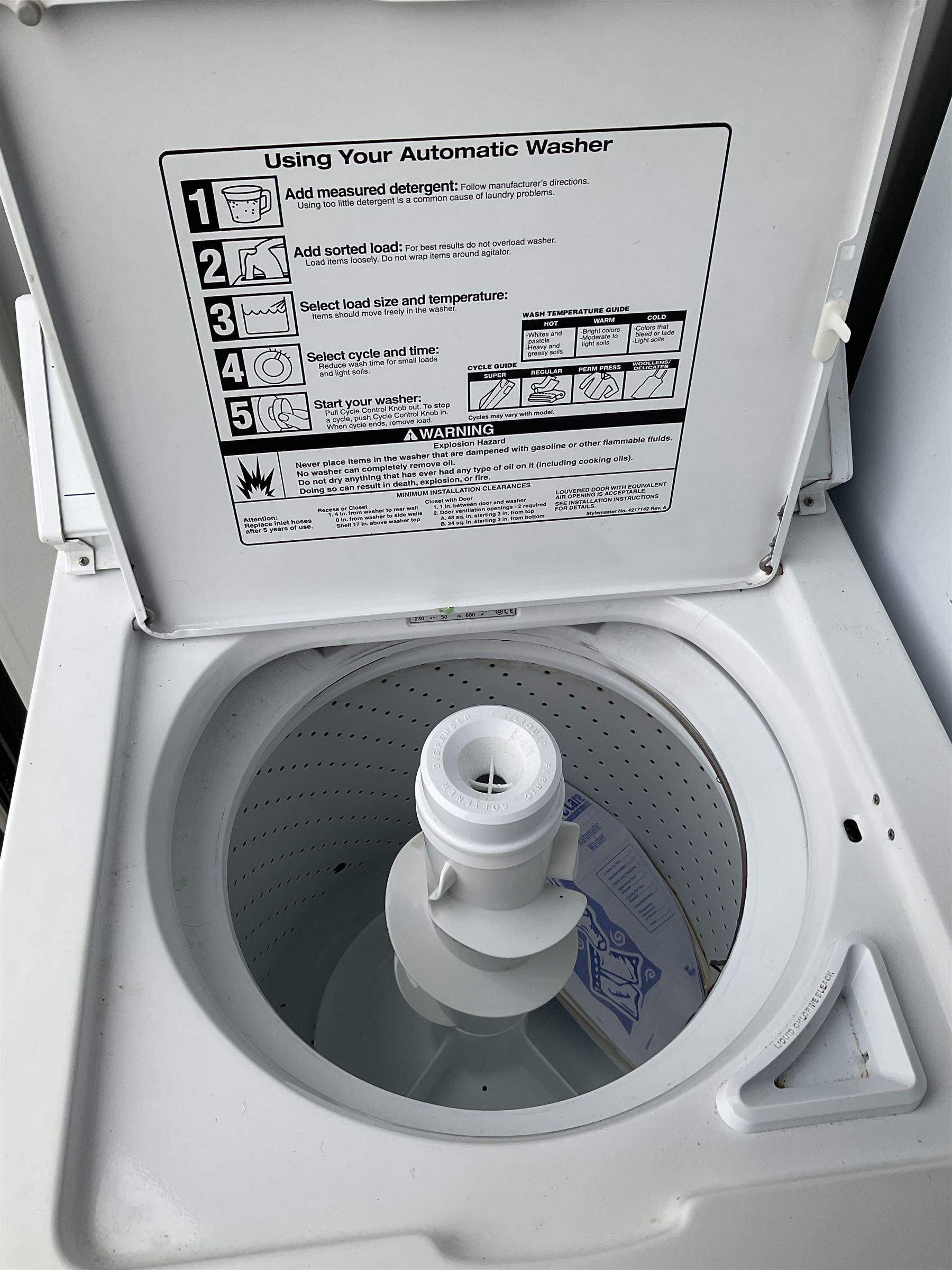 Whirlpool top loading commercial washing machine - THIS LOT IS TO BE COLLECTED BY APPOINTMENT FROM DUGGLEBY STORAGE, GREAT HILL, EASTFIELD, SCARBOROUGH, YO11 3TX