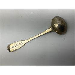 Silver mounted cut glass shaker/shifter, hallmarked Roberts & Dore, London 1961, together with a silver handled shoe horn, marked Crisford Norris Ltd, L19cm, silver mounted horn handled and steel carving tool and a hallmarked small silver spoon