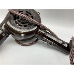 Collection of Bakelite to include Ormond hair dryer, 1930a Prettywell inkstand, Bandalasta marbled green teacup trio, two Sirram cups and saucers, Diadam Linga Longa etc