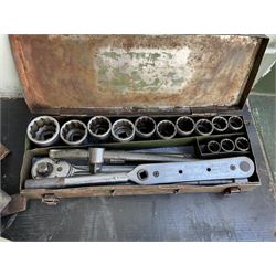 Large Merry barrier wrench and socket set, Draper socket set, flaring tool and pair of acrows - THIS LOT IS TO BE COLLECTED BY APPOINTMENT FROM DUGGLEBY STORAGE, GREAT HILL, EASTFIELD, SCARBOROUGH, YO11 3TX