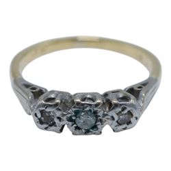 18ct gold three stone diamond illusion set ring