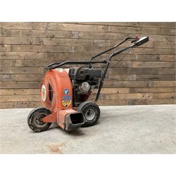 Billy Goat Quiet Blow Blower with Honda 8.0 GX240 engine 